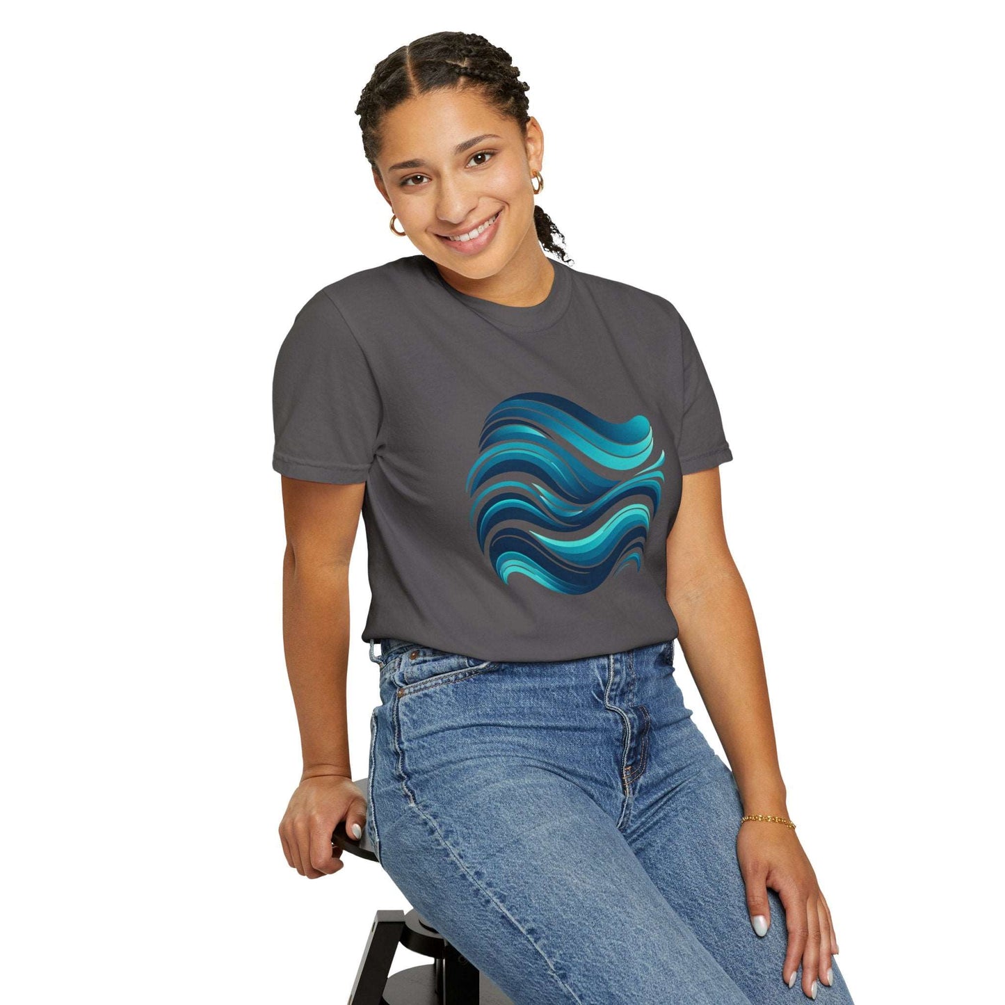 Abstract Ocean Wave T-Shirt Modern Aqua Design Artistic Sea Wave
