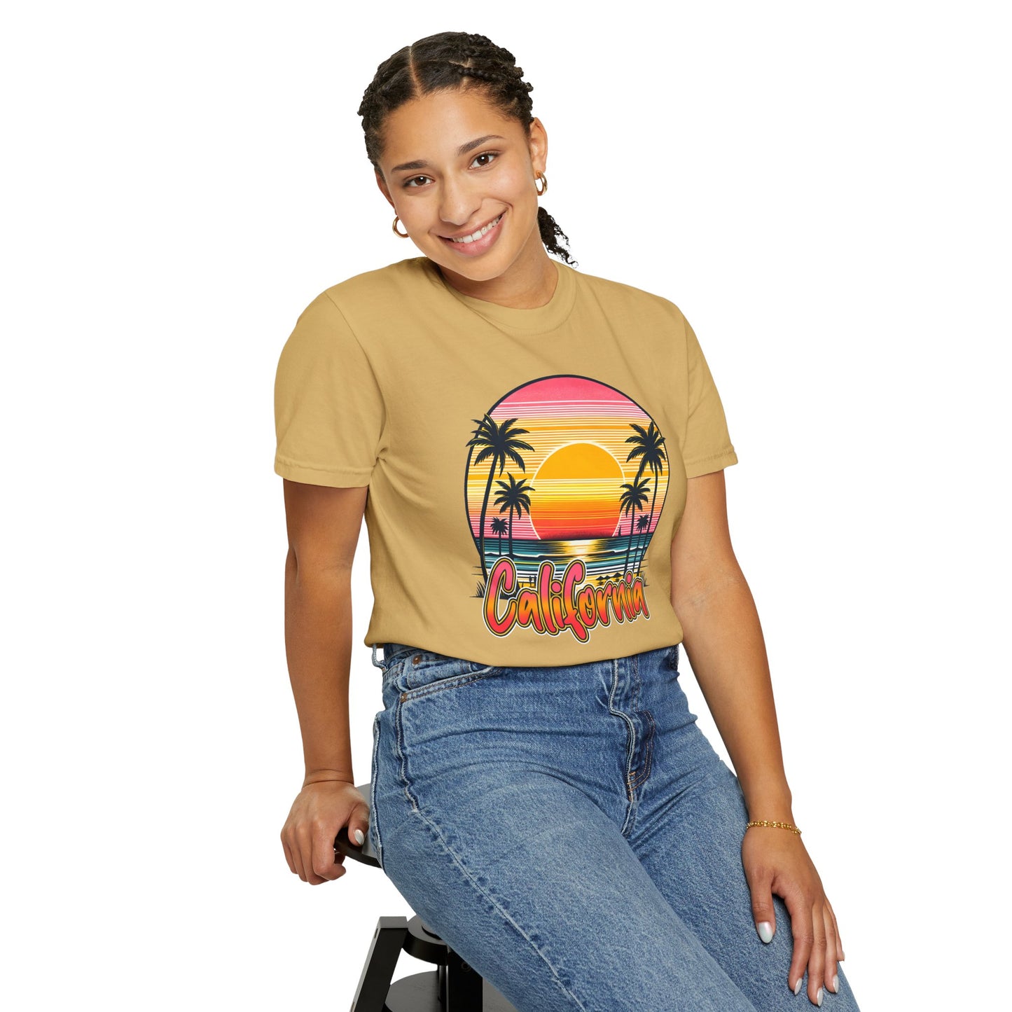 CCalifornia Sunset Palms - Vibrant Beach Vibes T-Shirt