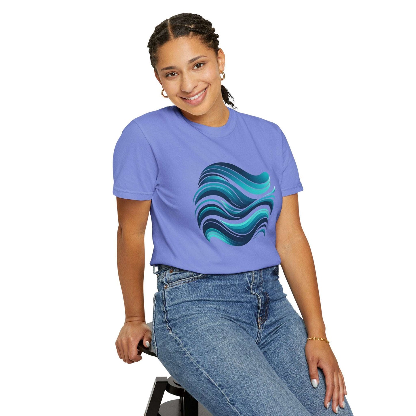 Abstract Ocean Wave T-Shirt Modern Aqua Design Artistic Sea Wave