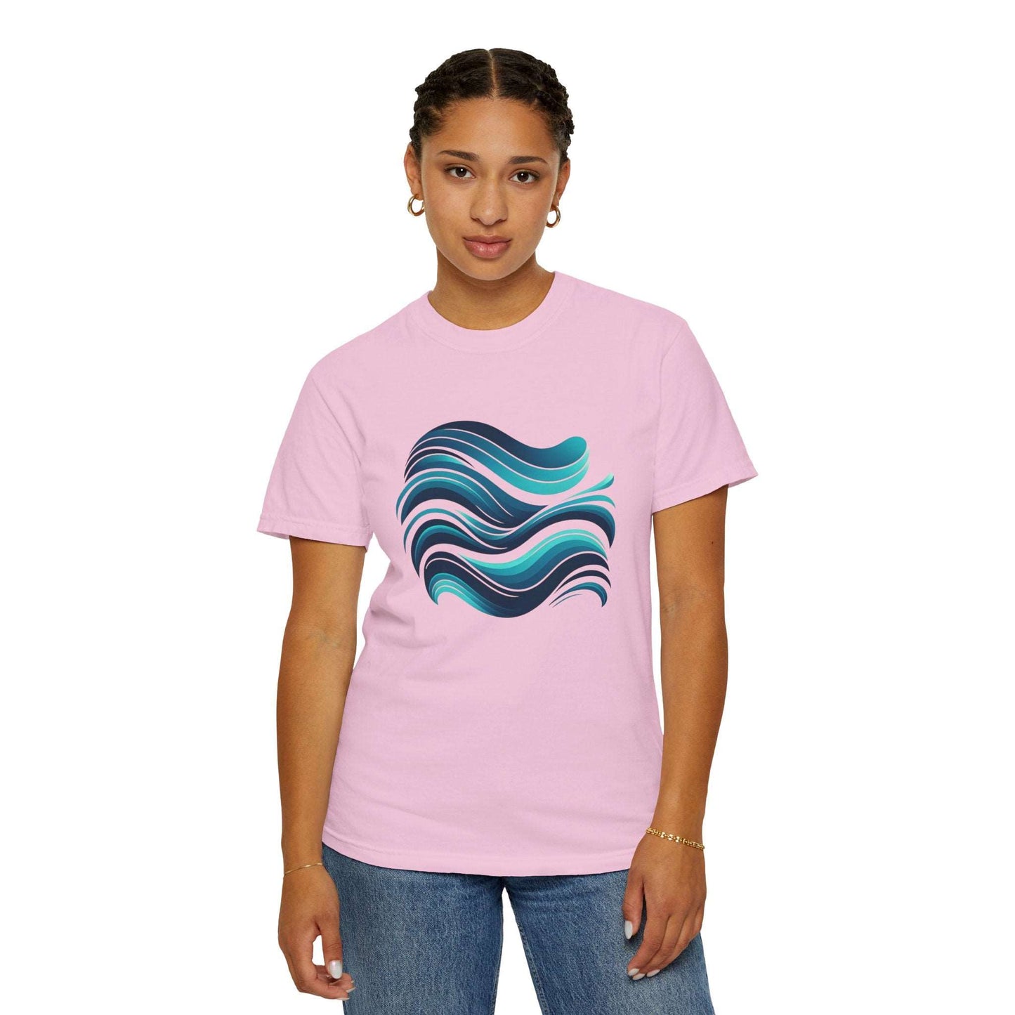Abstract Ocean Wave T-Shirt Modern Aqua Design Artistic Sea Wave