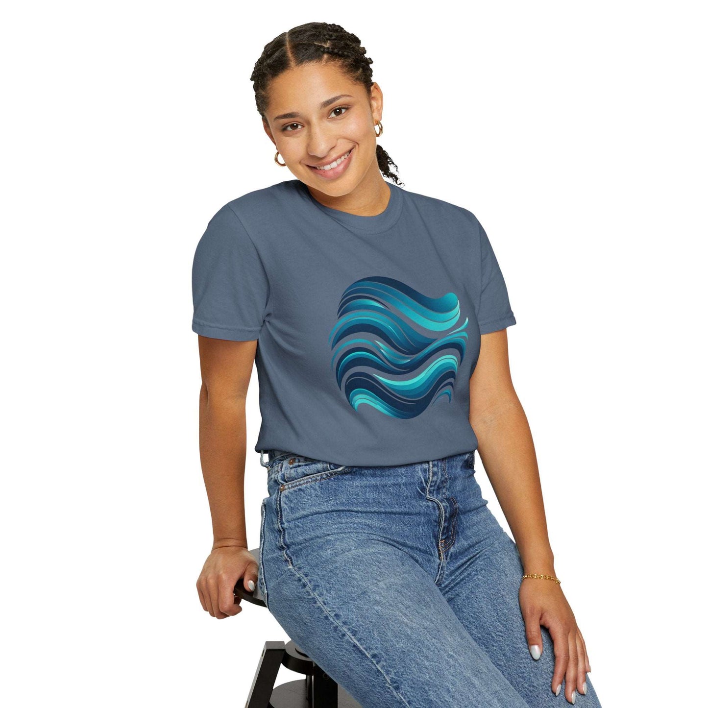 Abstract Ocean Wave T-Shirt Modern Aqua Design Artistic Sea Wave