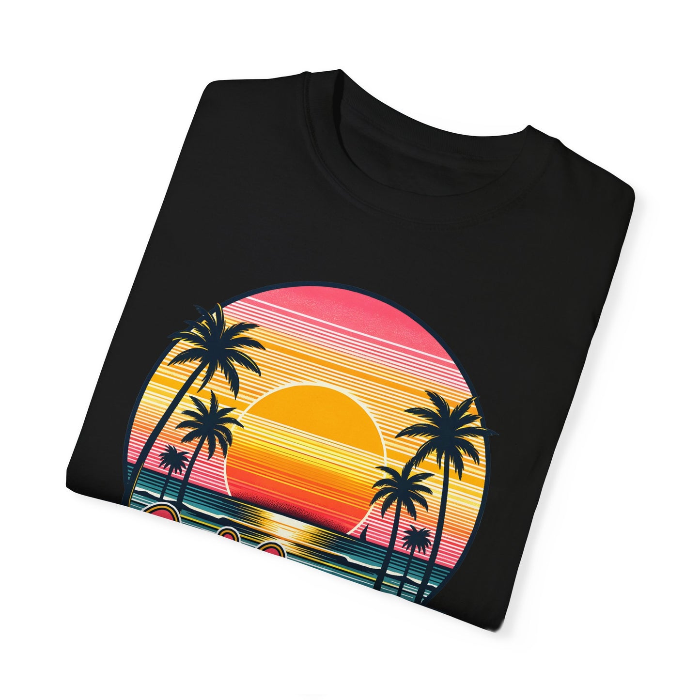 CCalifornia Sunset Palms - Vibrant Beach Vibes T-Shirt