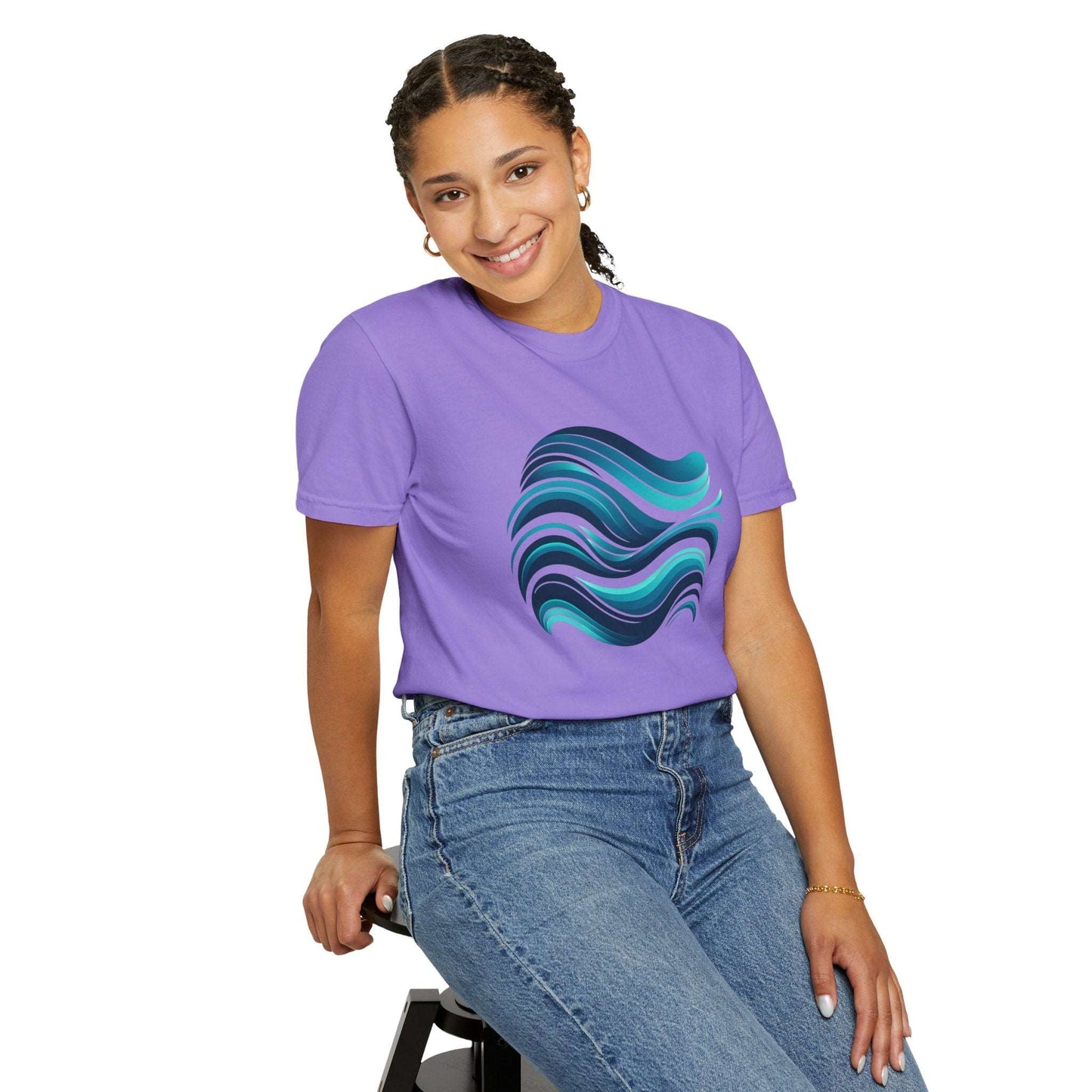 Abstract Ocean Wave T-Shirt Modern Aqua Design Artistic Sea Wave