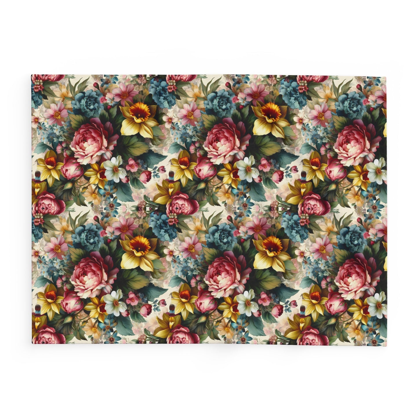 Vintage Floral Arctic Fleece Blanket - Cozy Comfort with a Touch of Elegance
