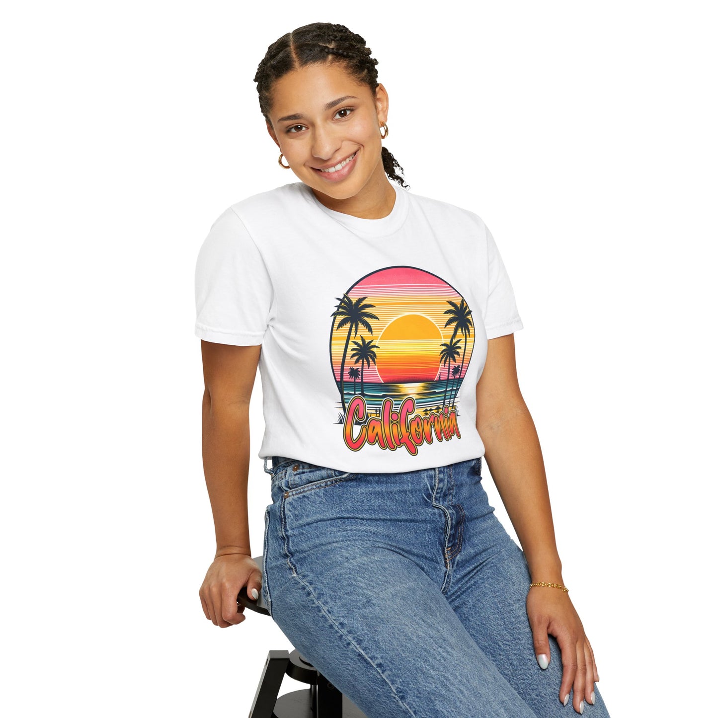 CCalifornia Sunset Palms - Vibrant Beach Vibes T-Shirt