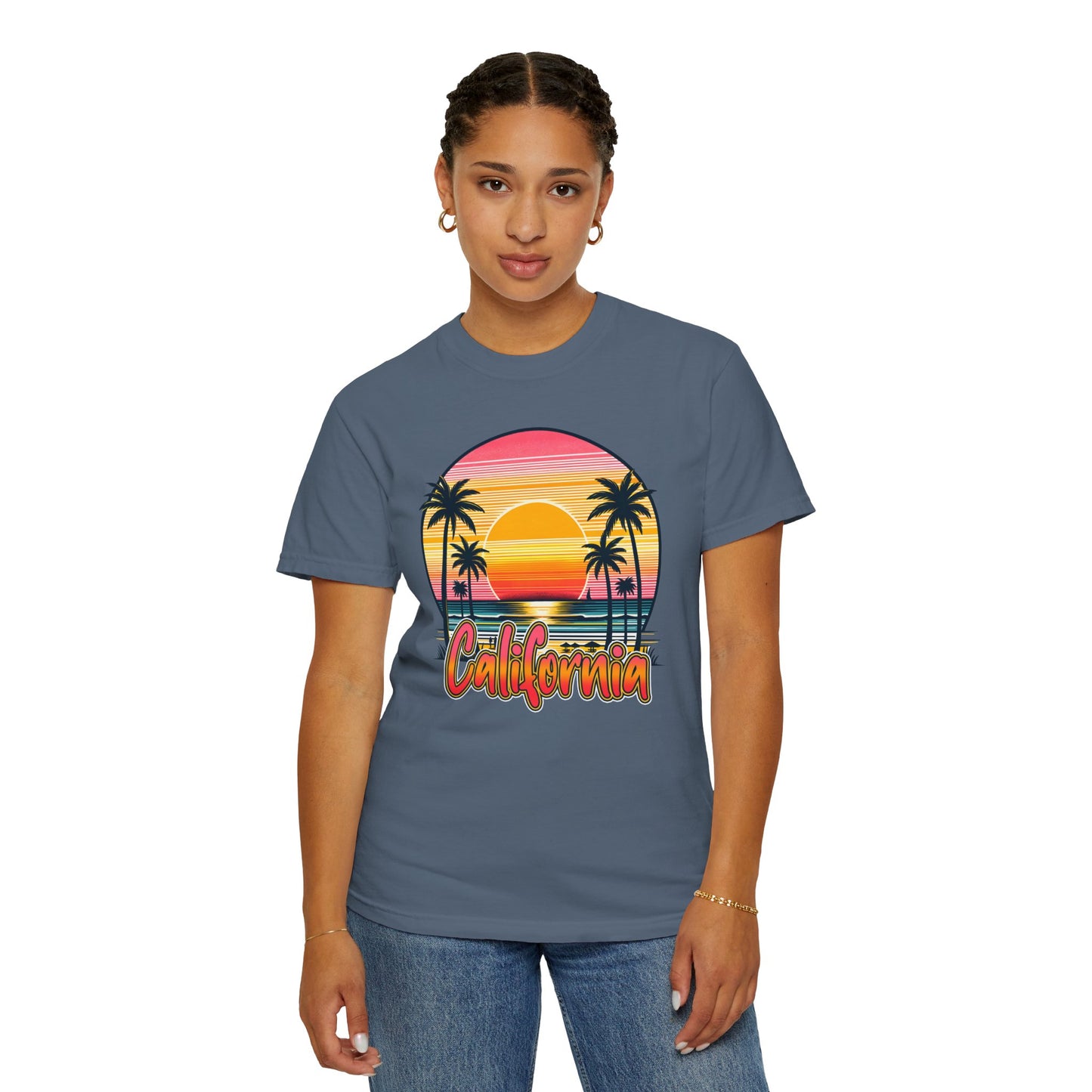 CCalifornia Sunset Palms - Vibrant Beach Vibes T-Shirt