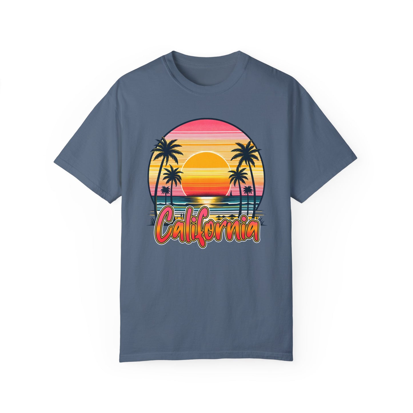 CCalifornia Sunset Palms - Vibrant Beach Vibes T-Shirt