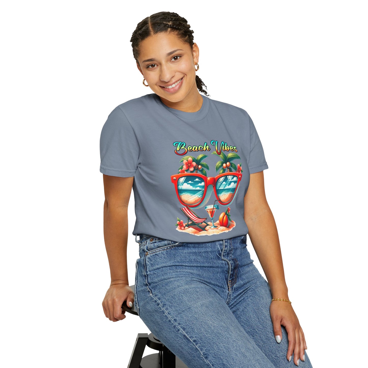 Beach Vibes Graphic Tee – Retro Sunglasses, Palm Trees & Sunset Summer Shirt