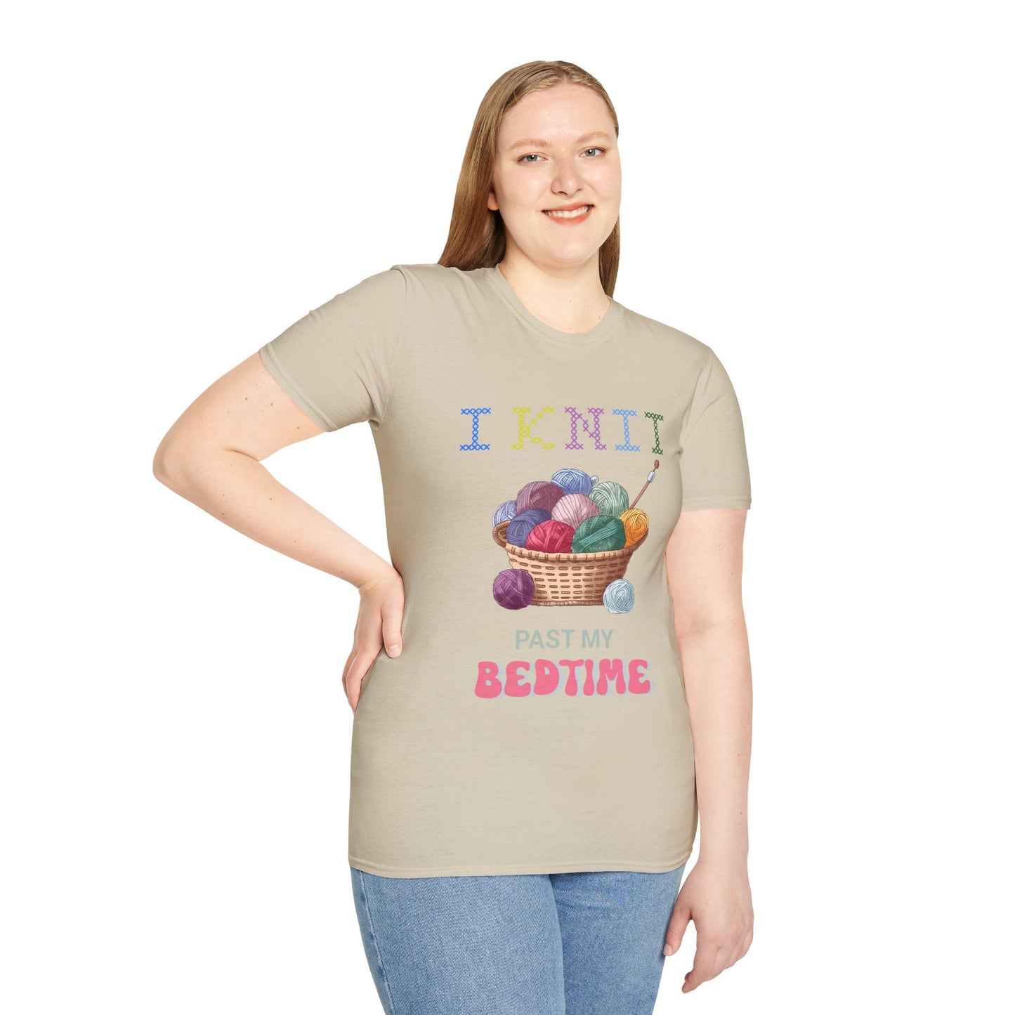 I Knit Past My Bedtime – Funny Yarn Lover T‑Shirt for Obsessive Night‑Owl Knitters