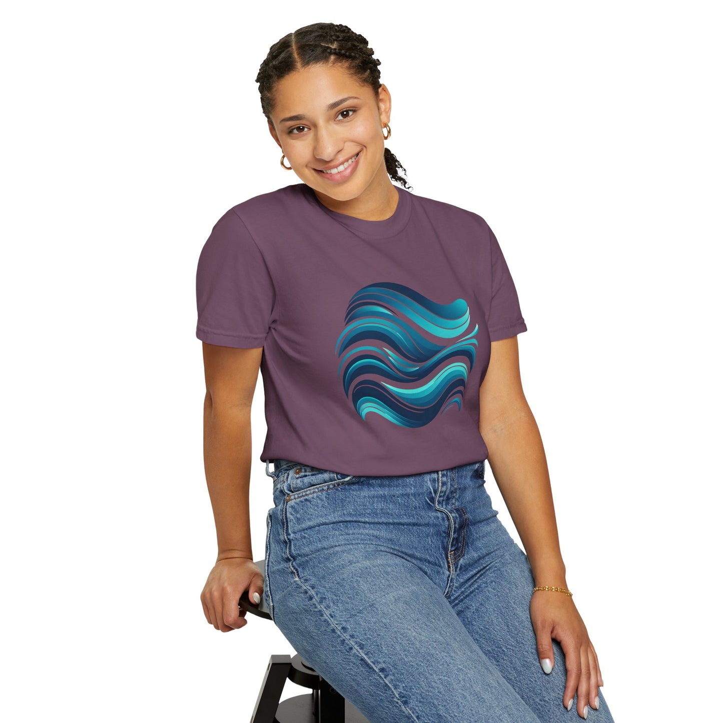 Abstract Ocean Wave T-Shirt  Modern Aqua Design   Artistic Sea Wave