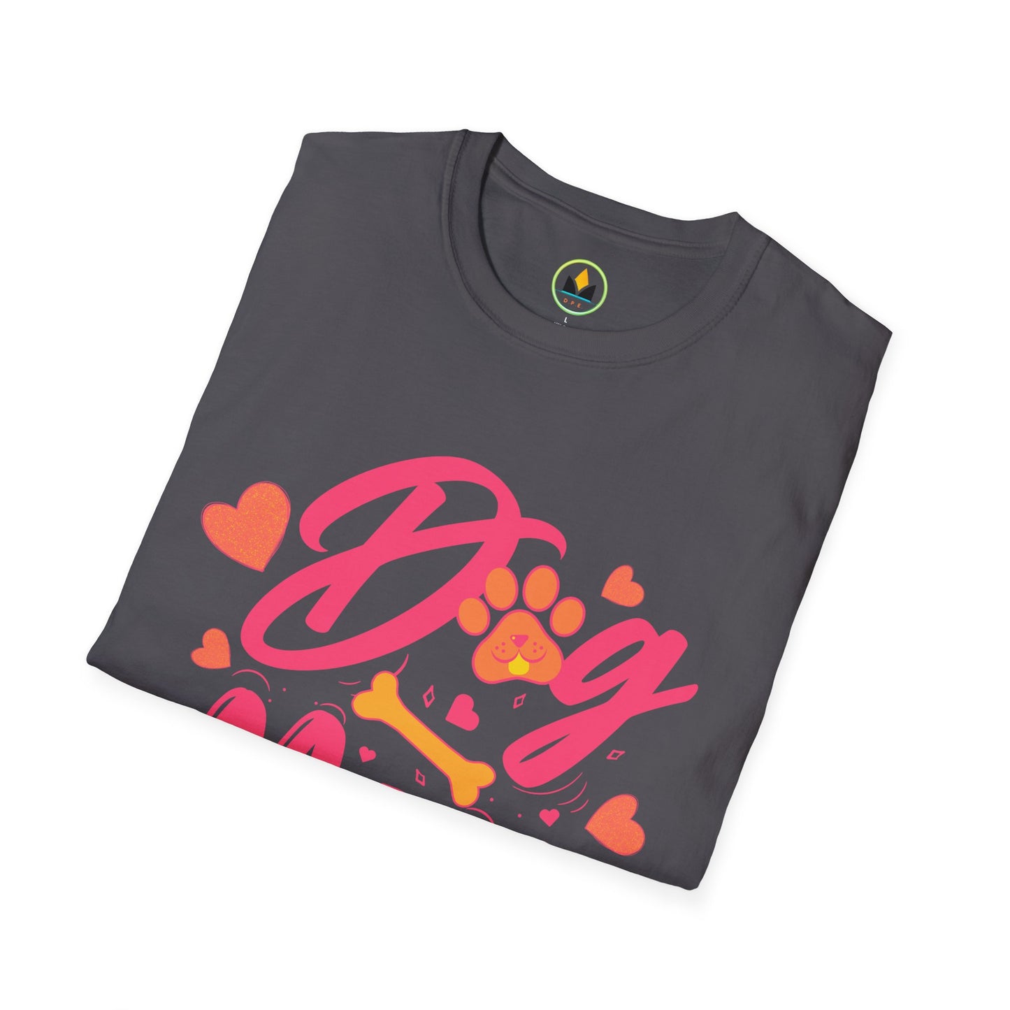 Cute Dog Mom T‑Shirt – Pink Hearts, Paw Print & Bone Graphic for Proud Pup Mamas