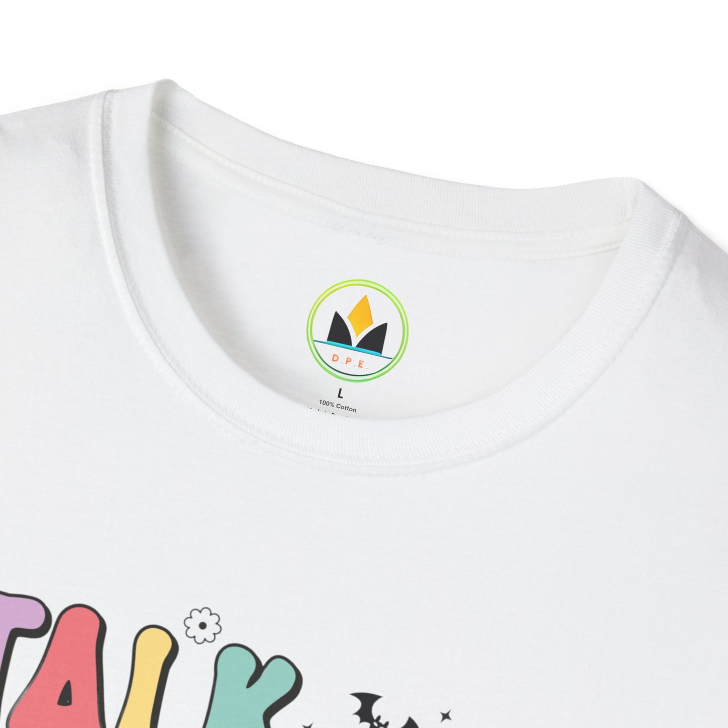 Talk Spooky To Me – Cute Pastel Ghost Halloween T‑Shirt for Spooky Season Lovers