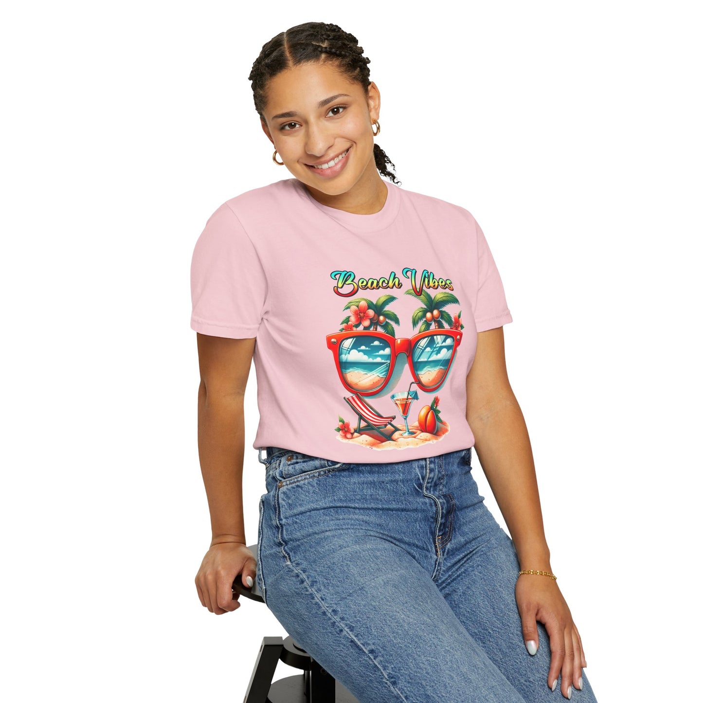 Beach Vibes Graphic Tee – Retro Sunglasses, Palm Trees & Sunset Summer Shirt
