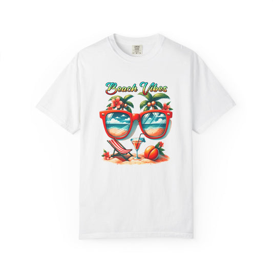 Beach Vibes Graphic Tee – Retro Sunglasses, Palm Trees & Sunset Summer Shirt