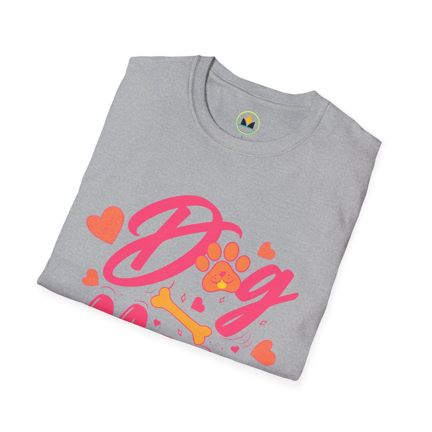 Cute Dog Mom T‑Shirt – Pink Hearts, Paw Print & Bone Graphic for Proud Pup Mamas
