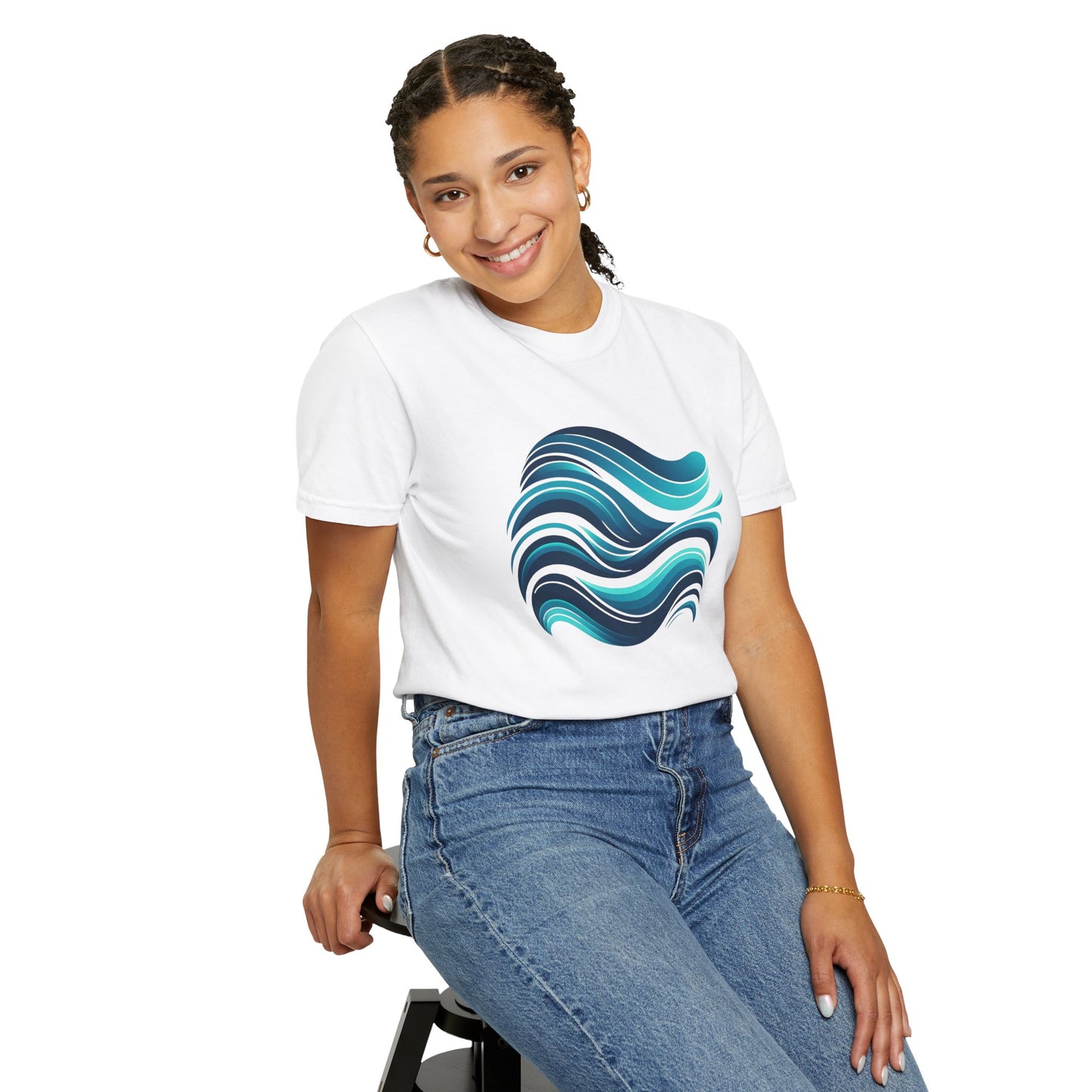 Abstract Ocean Wave T-Shirt  Modern Aqua Design   Artistic Sea Wave