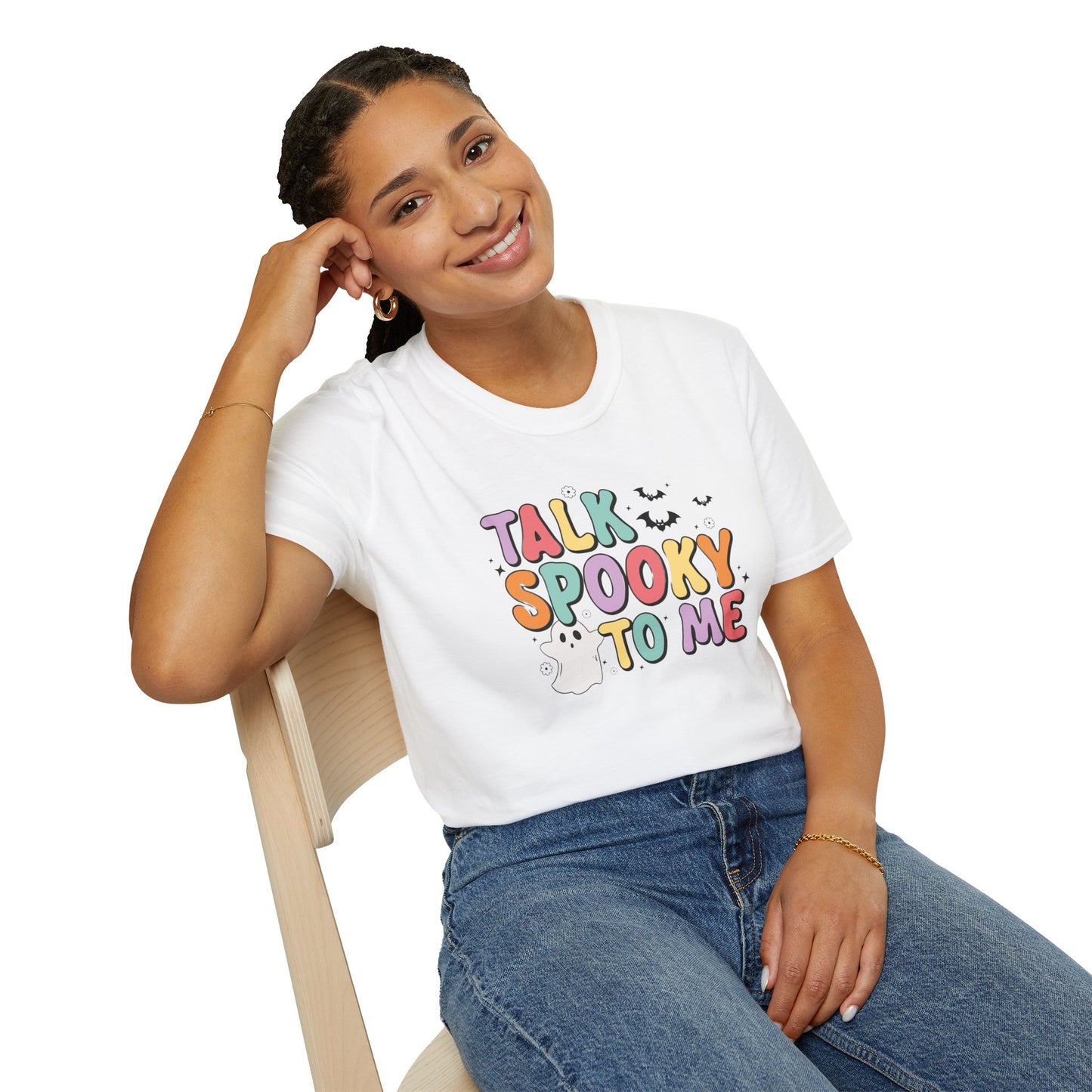 Talk Spooky To Me – Cute Pastel Ghost Halloween T‑Shirt for Spooky Season Lovers