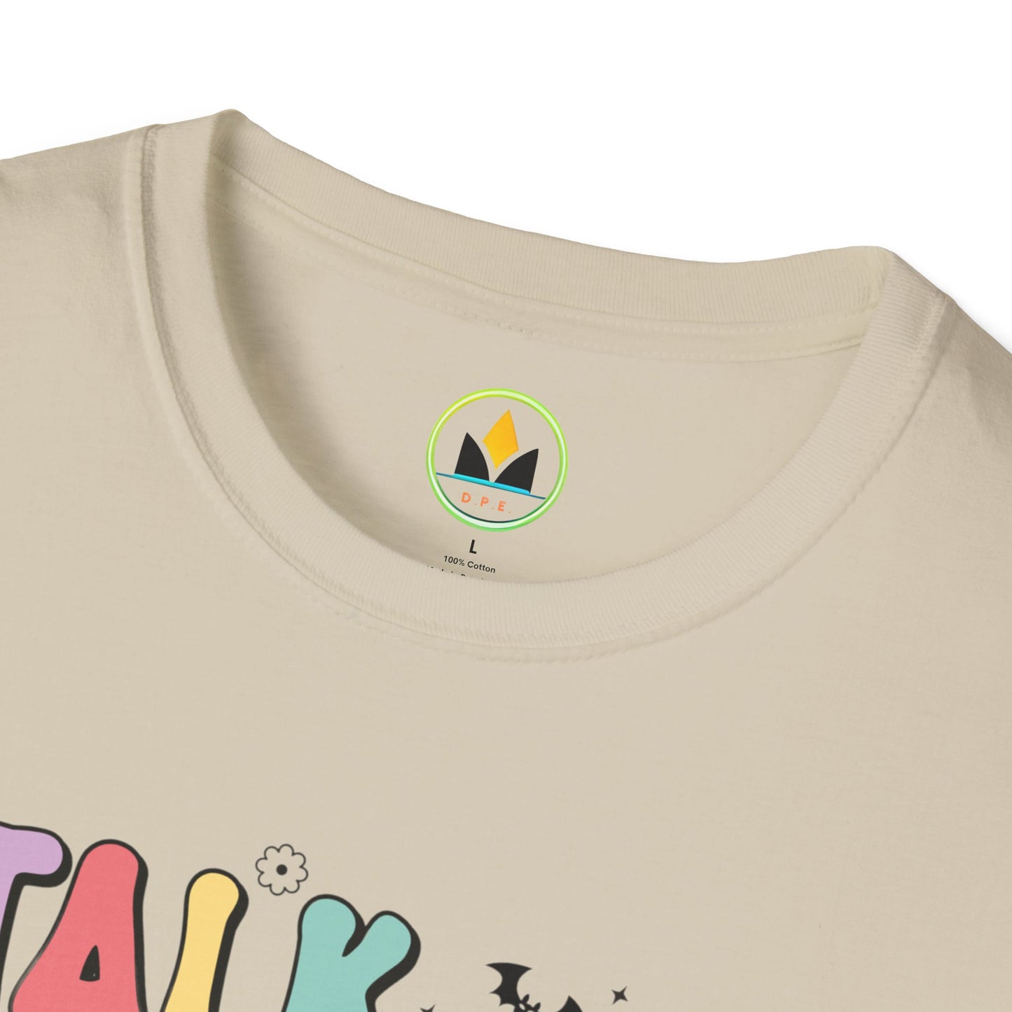 Talk Spooky To Me – Cute Pastel Ghost Halloween T‑Shirt for Spooky Season Lovers