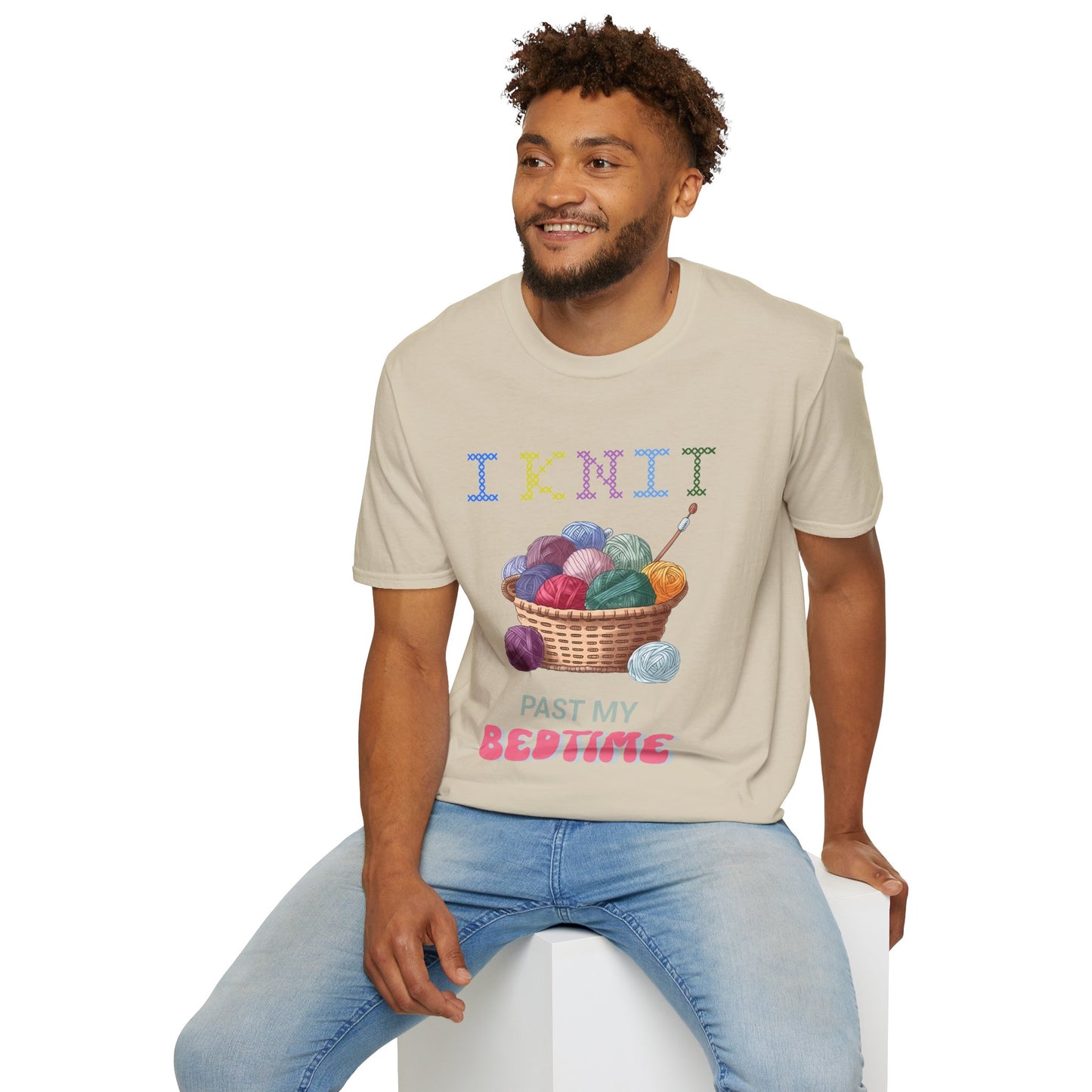 I Knit Past My Bedtime – Funny Yarn Lover T‑Shirt for Obsessive Night‑Owl Knitters