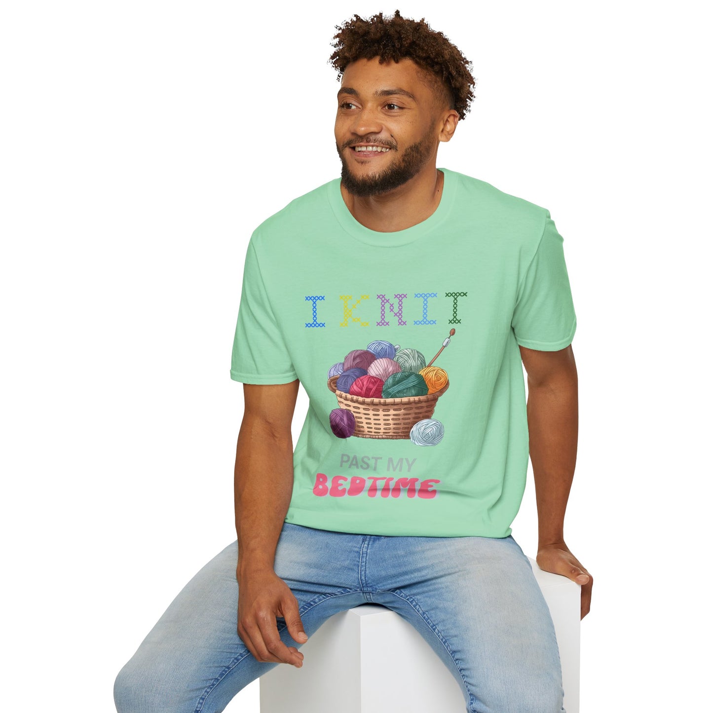 I Knit Past My Bedtime – Funny Yarn Lover T‑Shirt for Obsessive Night‑Owl Knitters
