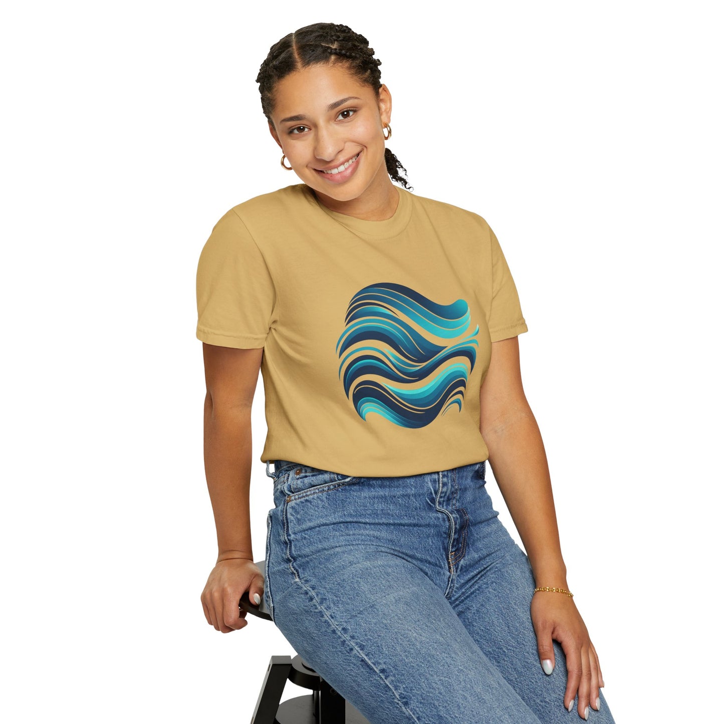 Abstract Ocean Wave T-Shirt  Modern Aqua Design   Artistic Sea Wave
