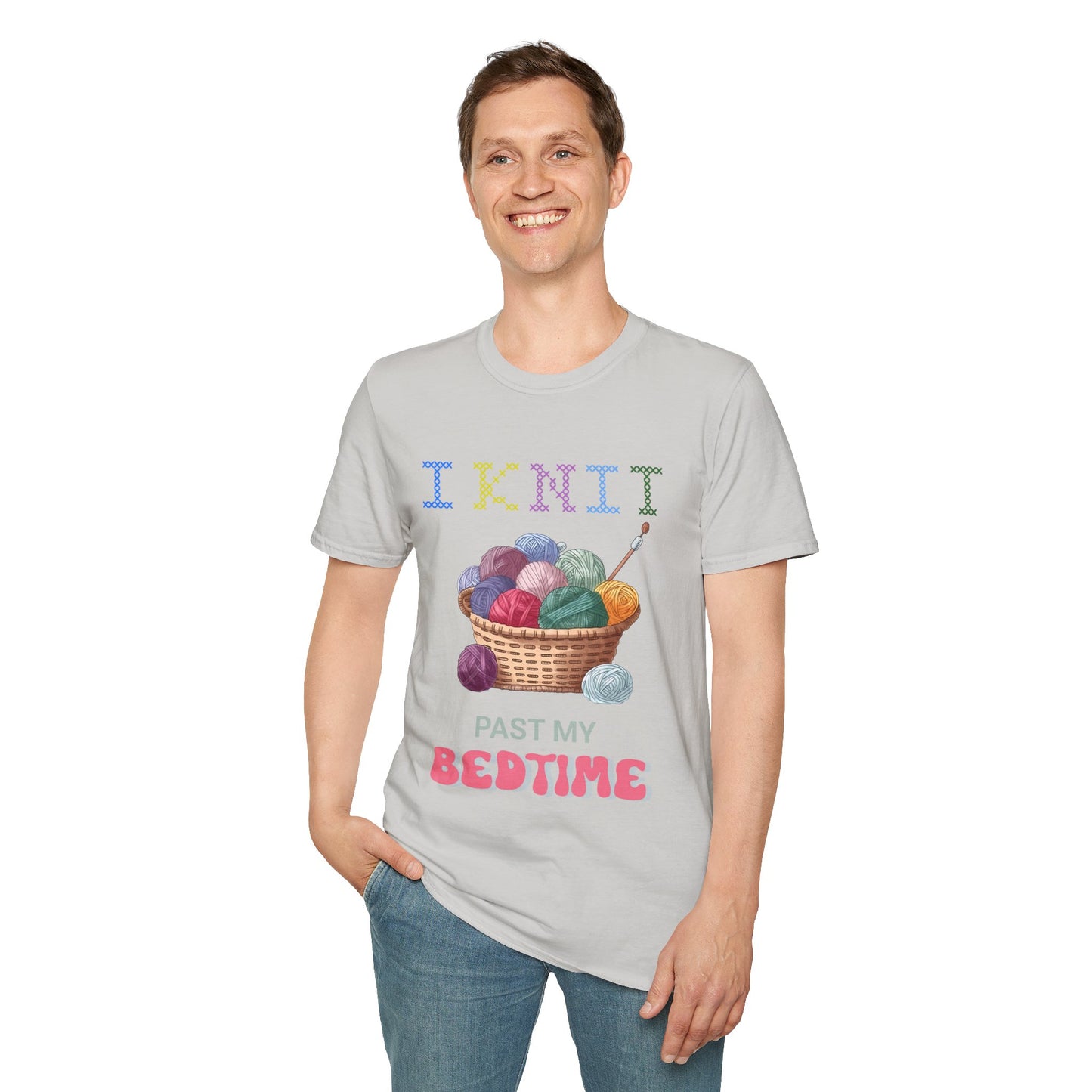 I Knit Past My Bedtime – Funny Yarn Lover T‑Shirt for Obsessive Night‑Owl Knitters