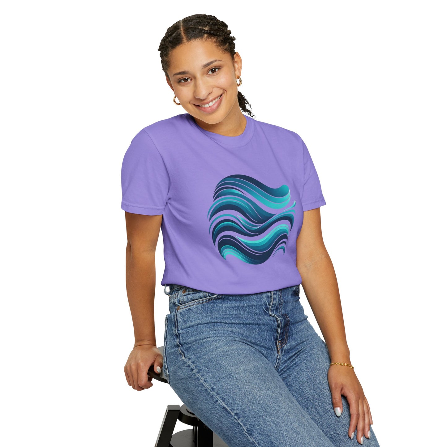 Abstract Ocean Wave T-Shirt  Modern Aqua Design   Artistic Sea Wave