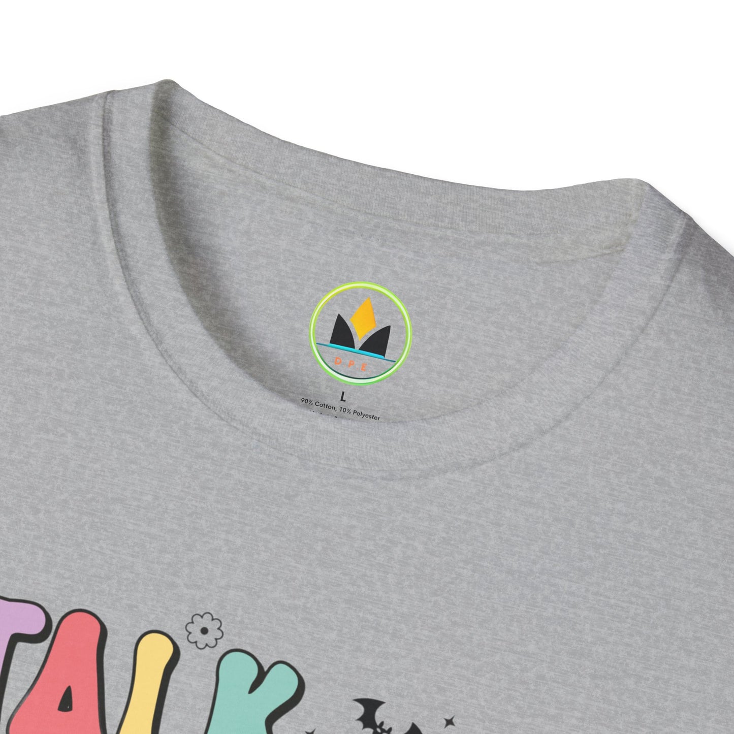 Talk Spooky To Me – Cute Pastel Ghost Halloween T‑Shirt for Spooky Season Lovers